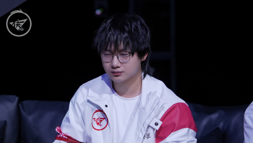 小明剑魔拒绝道德绑架,澳门六玄武论坛,最佳精选解释落实_工具版V8.39